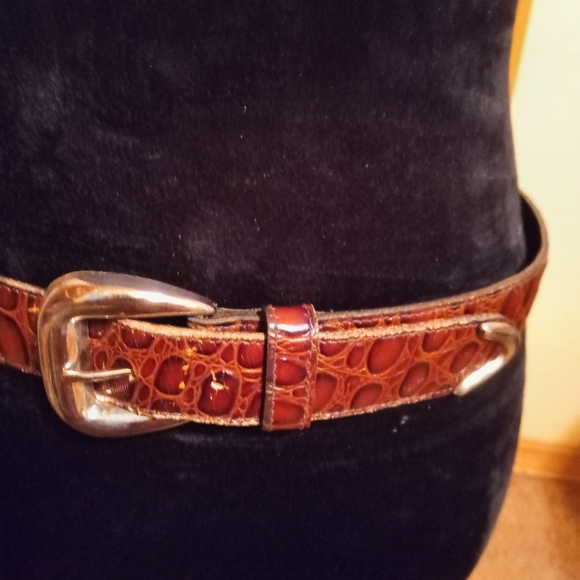 Omega Vintage 80's USA Made Brown Leather Crocodile Pattern Belt Size Large! - Picture 6 of 10